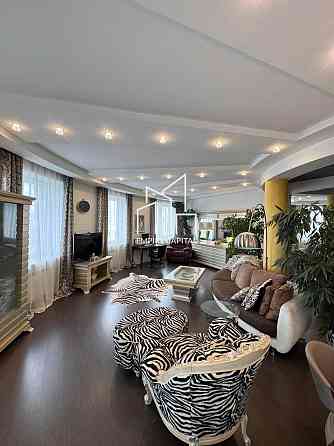 Продаж 3к Квартира 170 кв.м Стрийська вул. L'viv