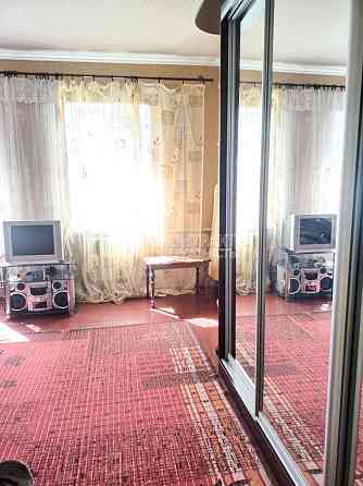 Продаж Будинок 4-кімнатний на вул. ? 