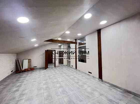 Оренда офісне приміщення на Садовая ул. поверх - 3/3 Київ
