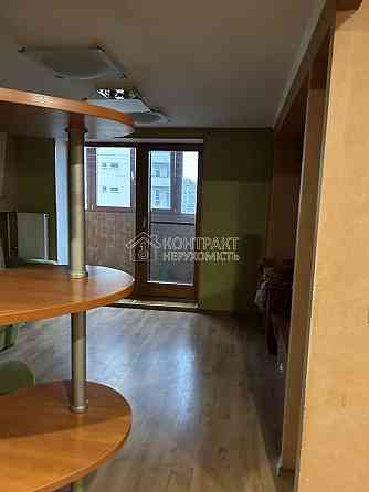 Продаж Квартира 3-кімнатна, 9/10 поверх на вул. Клочківська Харьков