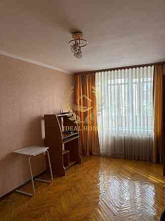 Продаж Квартира 1-кімнатна на Любомира Гузара пр-т, 17А Киев