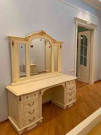 Оренда Квартира 3-кімнатна на Крещатик ул., 15 Киев