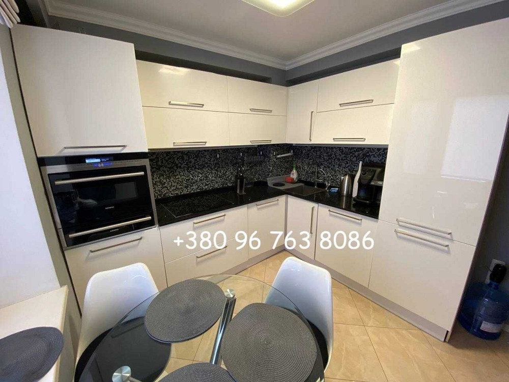 Продаж Квартира 3-кімнатна, 8/11 поверх на Шовковична вул., д. 48 Київ - фото 2