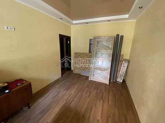 Продаж Квартира 3-кімнатна, 1/4 поверх на вул. Юри Зойфера Харків