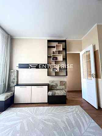 Продаж 2к Квартира 45 кв.м Олекси Тихого вул. Київ