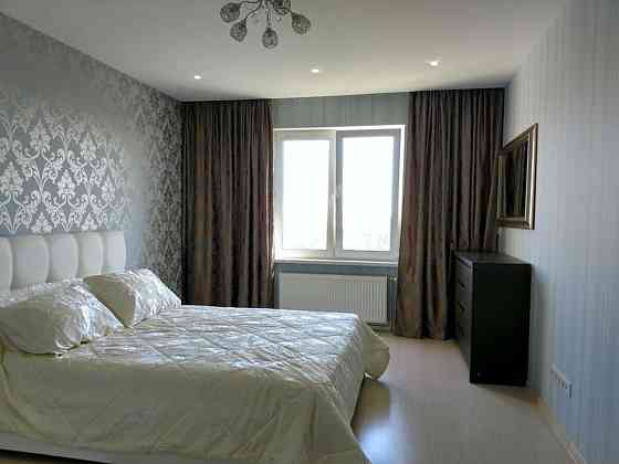 Продаж Квартира 3-кімнатна, 22/25 поверх на Хорольська, 3 Киев