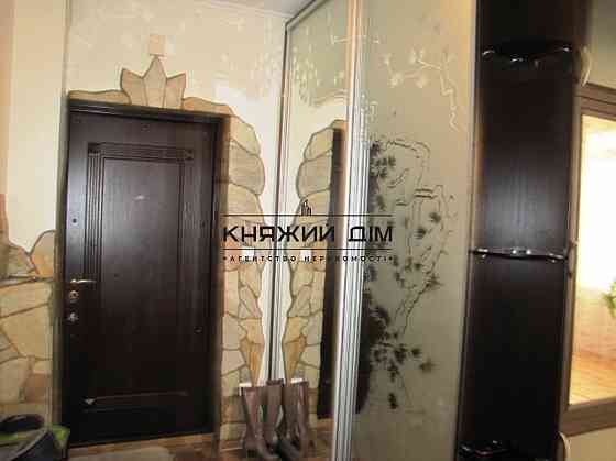 Затишна 1 кім. по вул. Осіння 33 код 21146835 Kiev