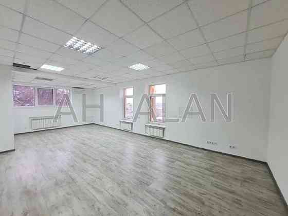 Оренда офісне приміщення на вул. Нижній Вал приміщень - 3, поверх - 6/6 Kiev