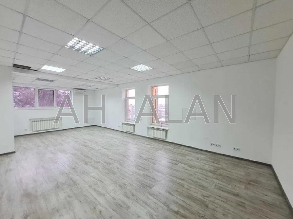 Оренда офісне приміщення на вул. Нижній Вал приміщень - 3, поверх - 6/6 Київ - фото 2