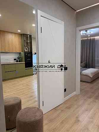 Продаж Квартира 1-кімнатна, 20/25 поверх на вул. Родини Крістерів Київ