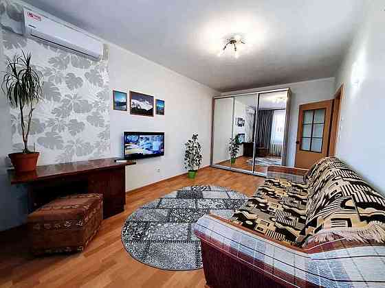 Оренда Квартира 1-кімнатна, 12/16 поверх на ул. Драгоманова Київ