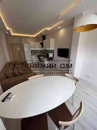 Оренда Квартира 2-кімнатна, 24/25 поверх на Драгоманова ул. Київ