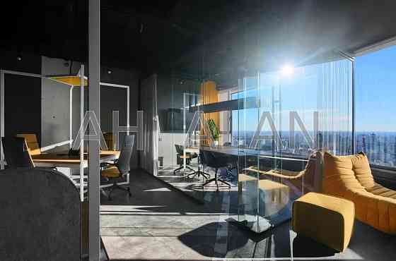 Оренда Будинок 5-кімнатний на Кловський узв. Киев