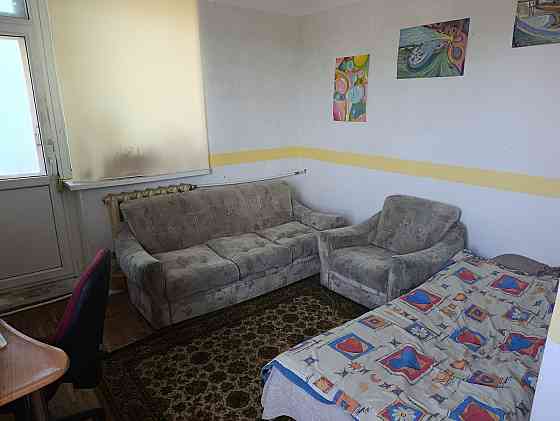 Міцний двоповерховий цегляний будинок. Кропивницький