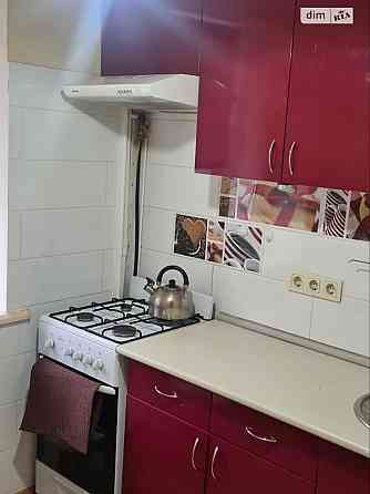 Оренда Квартира 1-кімнатна, 8/9 поверх на Бакинська, 37В Киев