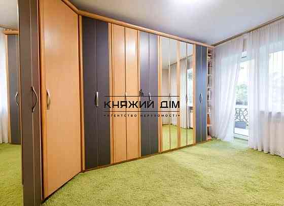 Продаж Квартира 3-кімнатна, 4/5 поверх на вул. Киквидзе ул./Михайла Бойчука Kiev