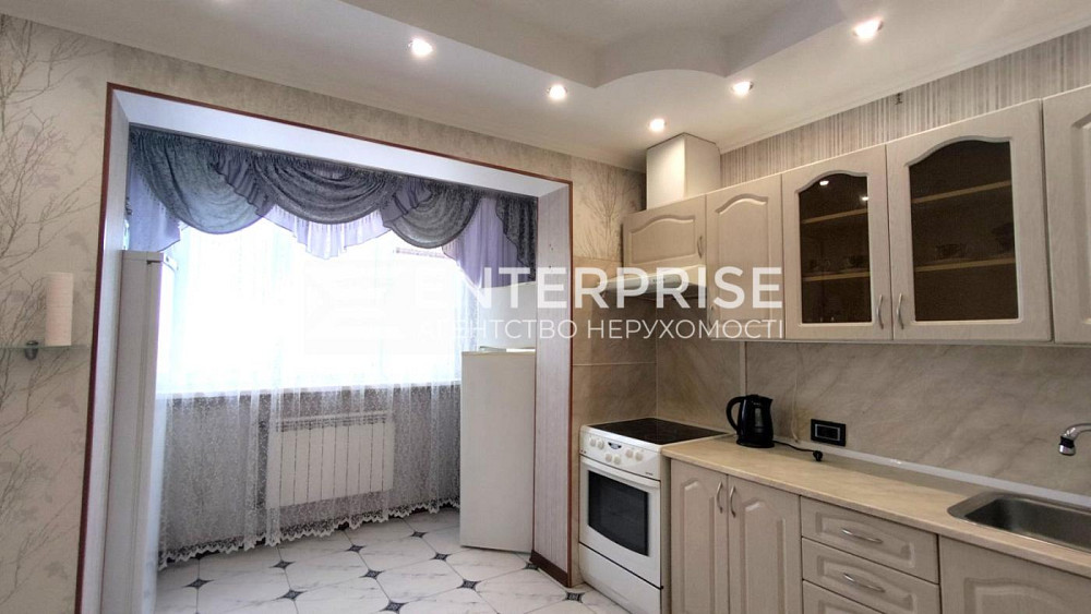 Оренда Квартира 2-кімнатна, 10/16 поверх на вул. Райдужна Київ - фото 2