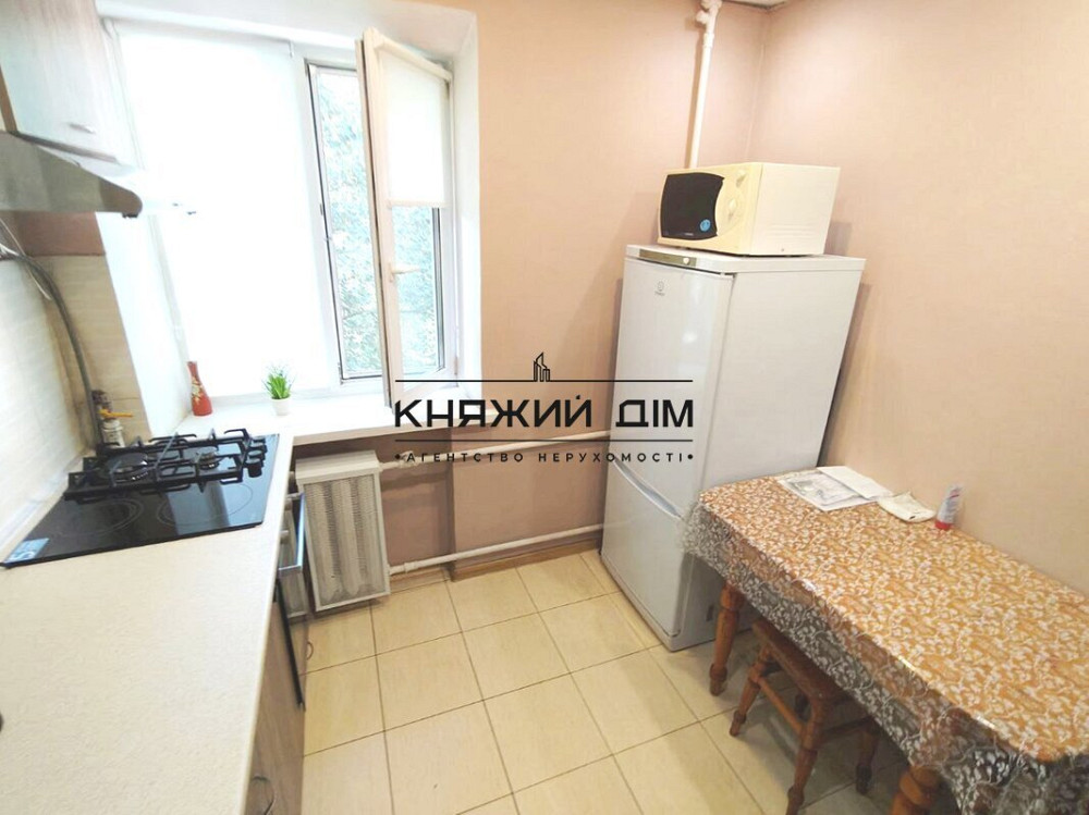 Оренда Квартира 2-кімнатна, 5/5 поверх на вул. Щорса ул./Євгена Коновальця Киев - изображение 3