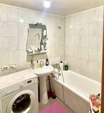 Продаж Квартира 2-кімнатна, 2/2 поверх на вул. проспект Миру Житомир