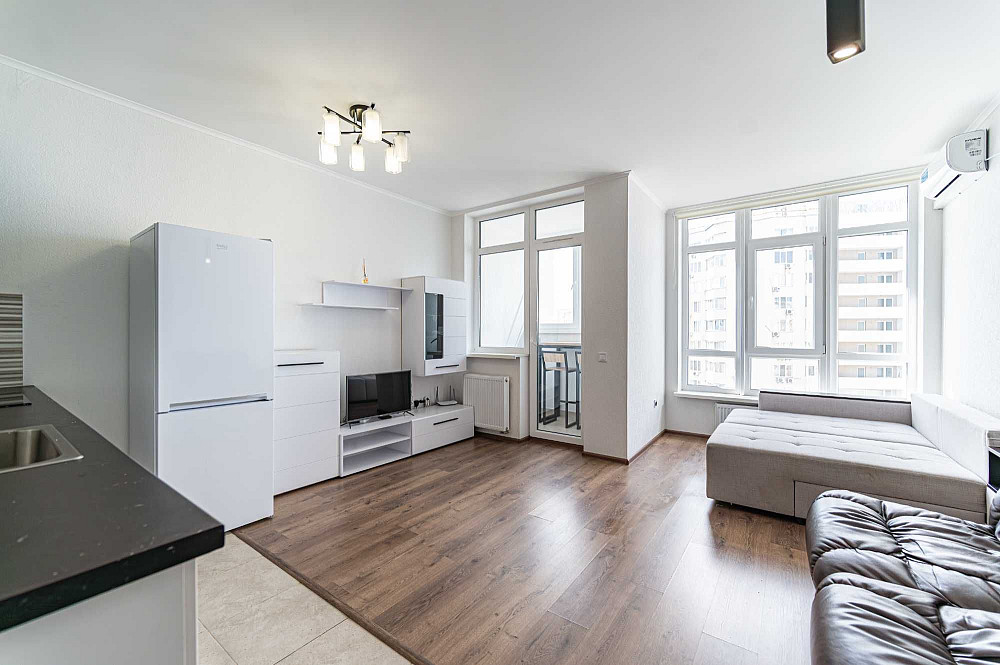 Продаж Квартира 1-кімнатна, 22/25 поверх на Пчілки Олени вул., д. 7 Київ - фото 1