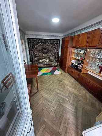 Продаж Квартира 1-кімнатна, 5/5 поверх на Вереснева, 4 Київ