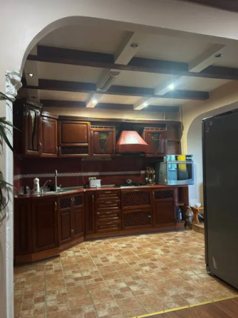 Продам просторную 3-х комнатную квартиру с ремонтом на п.Котовского (ул.Курская) Одеса