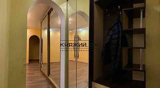 Продаж 3 кімнатної квартири ЖК Молодіжний квартал м. Осокорки Київ