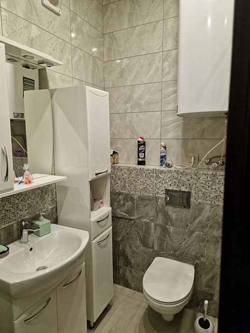 Продаж Квартира 2-кімнатна, 1/4 поверх на Метробудівська вул., 13/10 Київ - фото 2