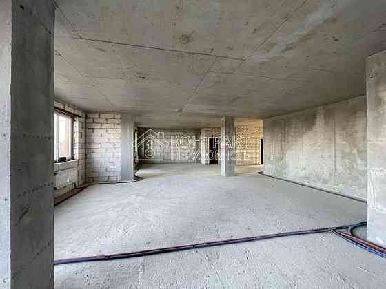 Продаж Квартира 3-кімнатна, 6/9 поверх на вул. Динамівська Харьков