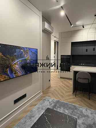 Оренда Квартира 1-кімнатна, 25/36 поверх на Победы просп./ Берестейский просп. Киев