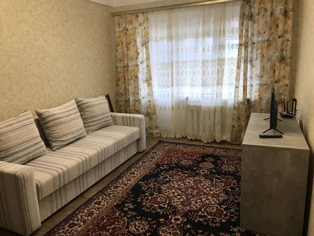 Оренда Квартира 2-кімнатна, 2/5 поверх на пл. Дарницкая, 2 Киев - изображение 2