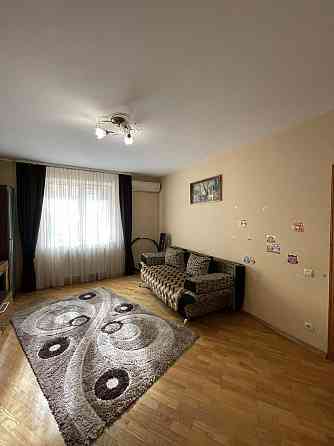 Оренда Квартира 3-кімнатна на вул. Шопена Ивано-Франковск
