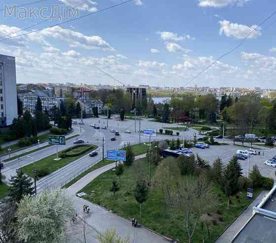 Продаж Будинок 3-кімнатний на вул. Крушельницької Ternopil'