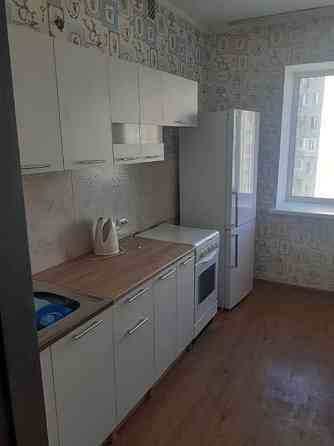 Оренда Квартира 2-кімнатна, 11/16 поверх на пр. Николая Бажана Kiev