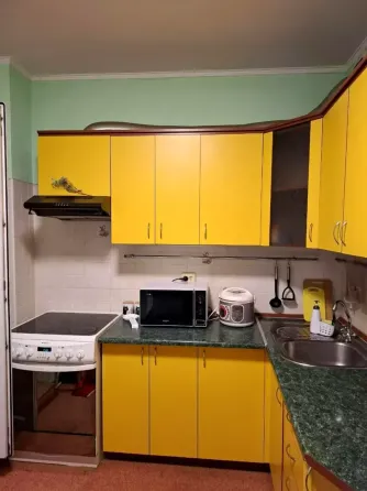 Оренда Квартира 2-кімнатна, 3/16 поверх на Михайла Гришка, 8а Киев