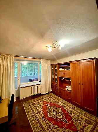 Продаж Квартира 1-кімнатна, 1/9 поверх на Лесі Українки вул., д. 5-А Kiev