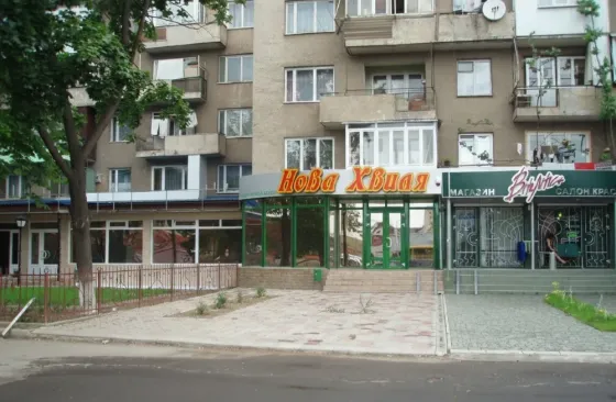 Продаж Приміщення в житловому будинку площа 85 кв.м 1-й поверх на Грушевського 63 Ужгород