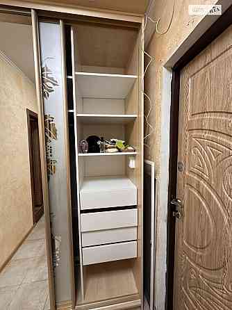 Продаж Квартира 1-кімнатна, 19/25 поверх на Урловская, 38А Киев