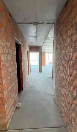 Продаж Квартира 3-кімнатна, 20/25 поверх на Осокорська вул., д. 2а Kiev