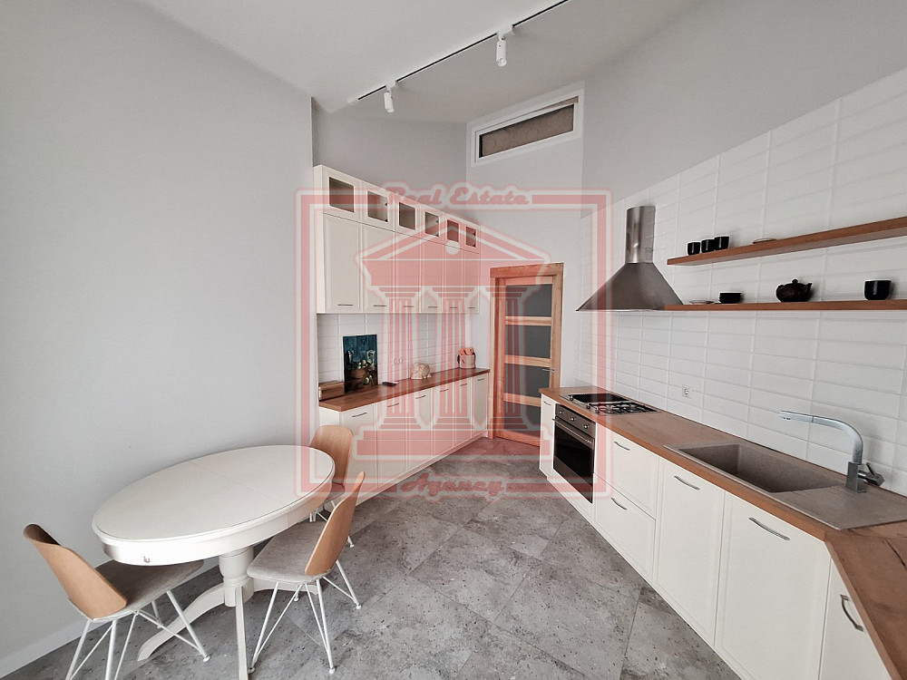 Продаж 2к Квартира 65 кв.м Метрологическая ул., 54-Б Киев - изображение 2