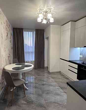 Продаж 2к Квартира 65 кв.м ЖК Фаворит Zhytomyr