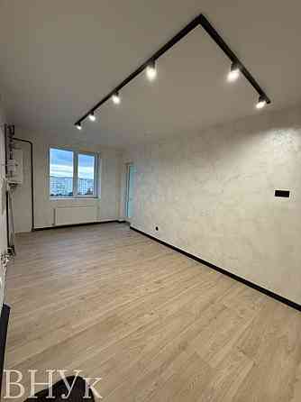 Продаж Квартира 1-кімнатна, 9/10 поверх на Рівненська Луцьк