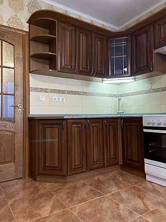 Оренда Квартира 1-кімнатна, 16/16 поверх на Бакинська, 37 г Киев