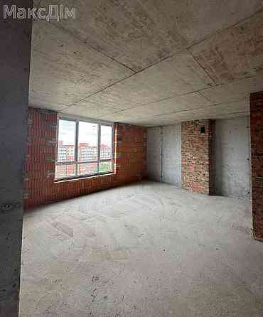 Продаж Будинок 2-кімнатний на Степана Бандери пр. Ternopil'