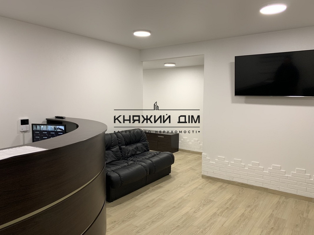 Оренда офісне приміщення на Иртышская ул. поверх - -1/7 Київ - фото 1