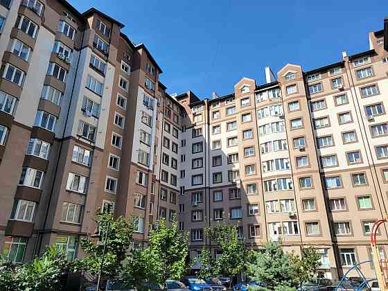 Продаж Квартира 2-кімнатна, 10/10 поверх на вул. Івасюка В. Івано-Франківськ