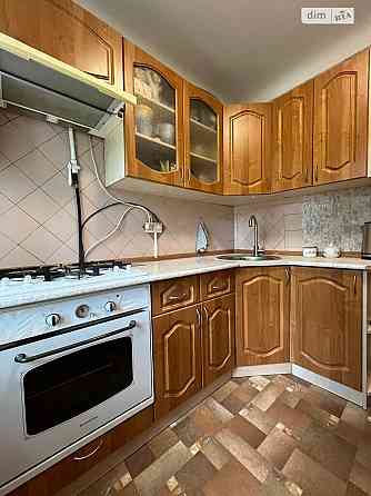 Оренда Квартира 1-кімнатна, 3/5 поверх на Антона Цедіка, 11 Киев