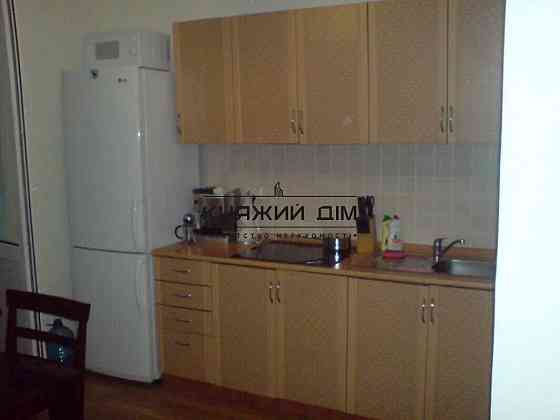 Продаж видової 1-кім. квартири біля метро Позняки. Код:21141513 Київ