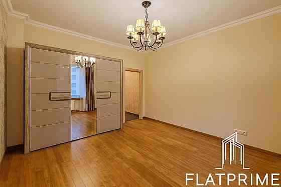 Продаж Квартира 5-кімнатна, 5/25 поверх на Дмитрівська вул. вул., д. 69 Kiev