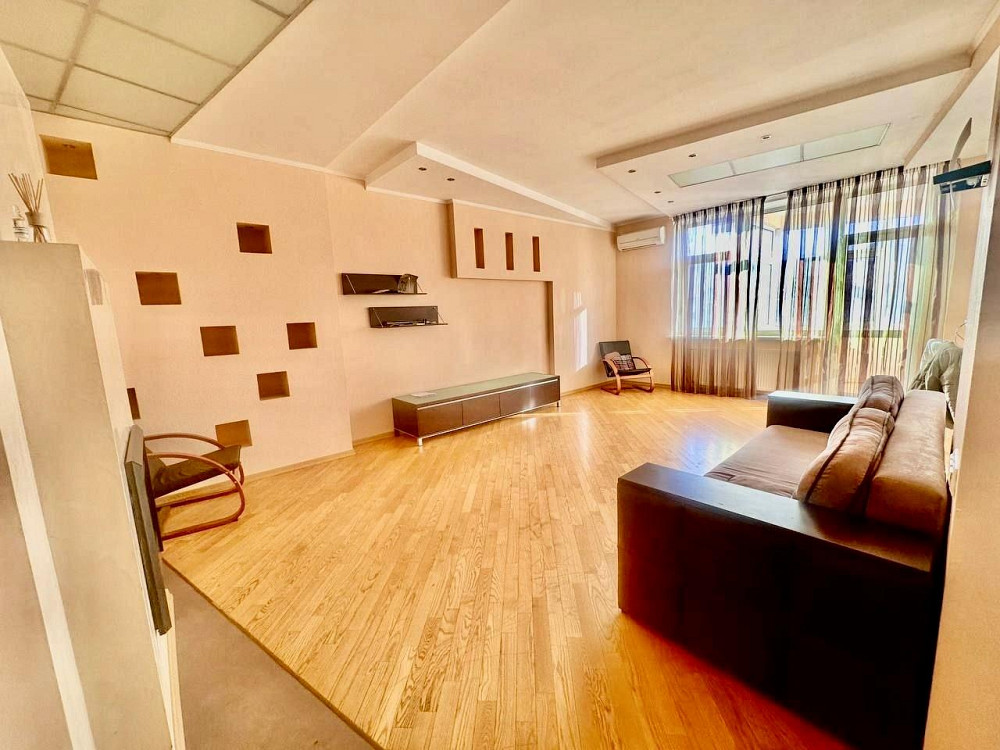 Продаж Квартира 3-кімнатна, 8/29 поверх на Лесі Українки вул., д. 7-Б Київ - фото 2